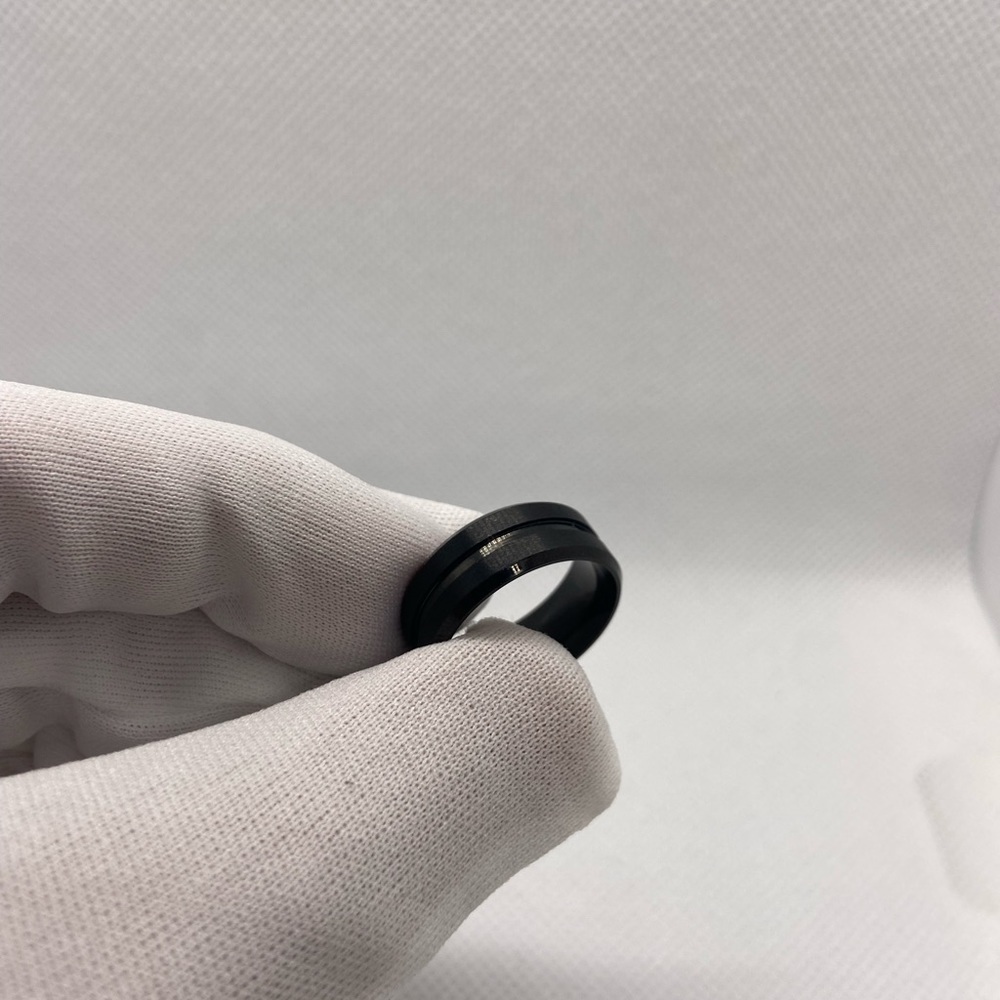 Men's Classic Black Stainless Steel Ring - Picture 3 of 4